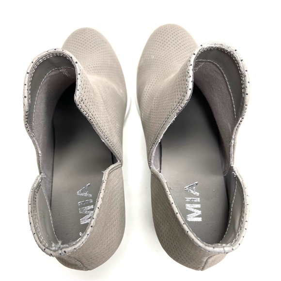 MIA Ankle Wedge Sneakers - Picture 9 of 13